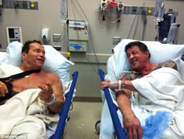 Arnold Schwarzenegger-Sylvester Stallone ... NASIL HASTANELİK OLDULAR?