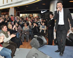 Ahmet Selçuk İlkan... KELİMELERİN EFENDİSİ!