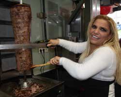 KİBARİYE DÖNERCİ OLDU!