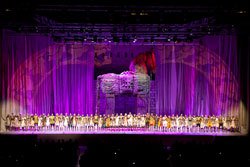 TROYA EFSANESİ BİNLERCE SEYİRCİ İÇİN YENİDEN CANLANDI!