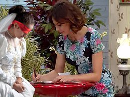 Hande Ataizi? "ÇOCUKLAR GELİN OLMASIN"A TAM DESTEK!