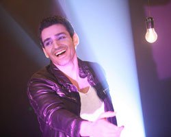 Arel... TÜRKÜLERİN YENİ PRENSİ!