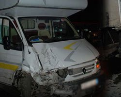 Mavi Kelebekler... DİZİ EKİBİ KAZA YAPTI!