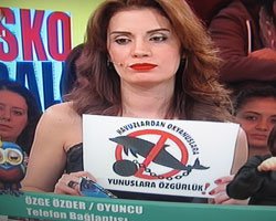 ÜNLÜ OYUNCULARDAN YUNUSLARIN ÖZGÜRLÜĞÜNE DESTEK!