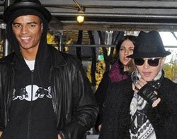 Madonna... TÜRKİYE'YE EVLİ OLARAK GELEBİLİR!