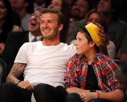 David Beckham... FUTBOL YILDIZI NBA TUTKUNU!
