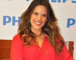 Alessandra Ambrosio... SEKSİ GÜZEL TÜRK ERKEKLERİ İÇİN NE DEDİ?