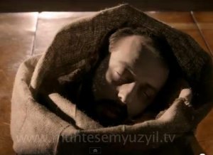 "Muhteşem Yüzyıl"... PARGALI'NIN KELLESİ ÇUVALDA...