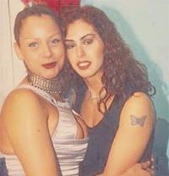 Niran-Nida Ünsal... İKİ KARDEŞİN ARASINA SEZEN AKSU GİRDİ !..