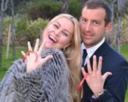 Didem Uzel- Selim Sarı... NİŞAN YÜZÜKLERİ TAKILDI!