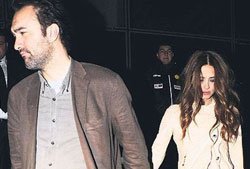 Berkun Oya-Nehir Erdoğan... AŞKLARINI İLAN ETTİLER!