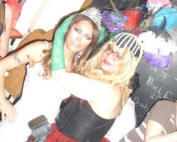 Deniz Tunç... TÜRKİYE'NİN İLK GAY GÜZELİ SEÇİLDİ!