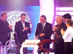 "Kim Milyoner Olmak İster"... 100.PROGRAM SÜRPRİZİ!