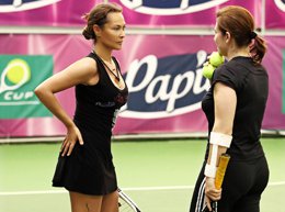 Hülya Avşar... YOK ARTIK BU KADARINA PES!..