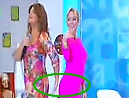 Sibel Can... SABA TÜMER'İN POPOSUNU ELLEDİ...