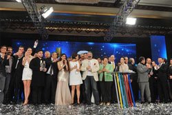 TELEVİZYONCULAR ÖDÜLLENDİRİLDİ!