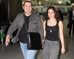 Ata Demirer-Özge Borak... BALAYI İÇİN MALDİVLER'E UÇTULAR!