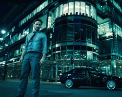 "Welcome To The Punch"...  İLK KARELER BASINA YANSIDI!