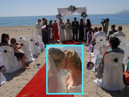 Bu nikahta iki gelin var... LEZBİYEN ÇİFT FETHİYE'DE EVLENDİ!..