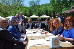 Akasya Durağı... SARIYERLİ TAKSİCİLERDEN TAM DESTEK!