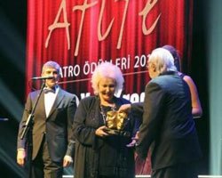 AFİFE JALE ÖDÜLLERİ DAĞITILDI!