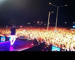 Murat Boz... İZMİR'DE 60 BİN GENCE KONSER!