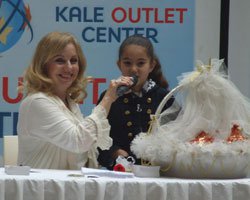 Ayşen İnci... ANNELERE SEVGİ PİŞİRDİ!