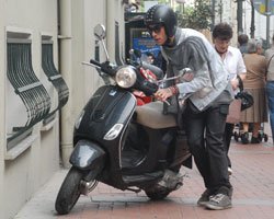 Can Bonomo... MOTORLU SÜVARİ!