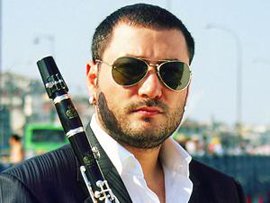 Hüsnü Şenlendirici... DÖRT ELEMENTE CAN VERDİ!