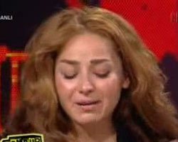 Aydan Kaya... CANLI YAYINDA GÖZYAŞLARINI TUTAMADI!