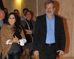 Nilüfer... DOĞUM GÜNÜNDE "ARKADAŞ" SÜRPRİZİ!