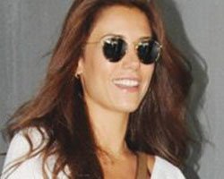 Cansu Dere...POLİS PARK CEZASI KESTİ AMA!