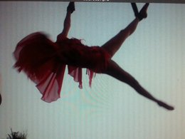 Tuğba Özay... DUBLÖR KULLANMAYINCA KLİP ÇEKİMİNDE BÜYÜK TEHLİKE!..