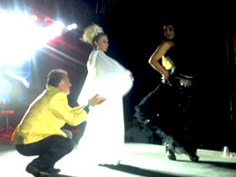 9.Kemer Altın Nar Festivali... TANYELİ, SAHNEDE SAFİYE-FAİK ÇİFTİNE TANGO ÖĞRETİRSE!..