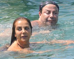 Tanyeli... "SELÜLİTTE RAKİP TANIMAM!"