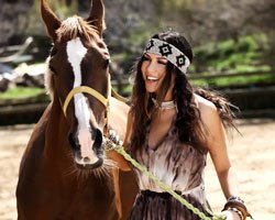 Selen Görgüzel... "ALBÜMÜM BEĞENİLMEZSE EVDE ŞARKI SÖYLERİM!"