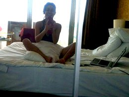 Yıldız Tilbe... BİKİNİSİNİ GİYDİ, PAMPİŞ GİBİ POZ VERDİ!..