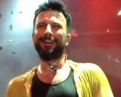 Tarkan... PLAYBACK YAPMAM DEMİŞTİ AMA!...