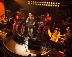 Mehmet Erdem... İSTANBULDA ÖZEL BİR SES!