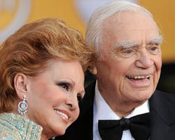 Ernest Borgnine... HOLLYWOOD ÇINARI DEVRİLDİ!
