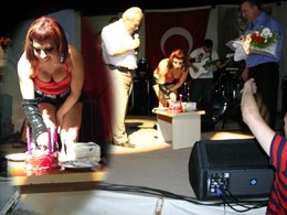 Zeynep Dizdar? YENİ YAŞINI FESTİVAL SAHNESİNDE KUTLADI