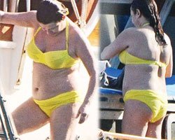 DENİZ SEKİ'NİN BİKİNİLİ GÖRÜNTÜLERİNE RTÜK'TEN 383 BİN TL CEZA