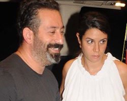 Cem Yılmaz-Ahu Yağtu... KEMAL BEBEK DOĞDU!