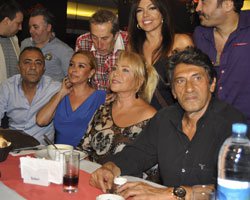 AYAKKABI ATÖLYESİ DÜZENLEDİĞİ İFTAR YEMEĞİNDE BASIN VE SANATÇILARI BİRARAYA GETİRDİ..