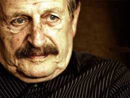 Müşfik Kenter... HASTALIĞI HAKKINDA RESMİ AÇIKLAMA KENTER TİYATROSUNDAN GELDİ...