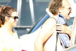 Engin Günaydın-Büşra Pekin... ÇEŞME'DE SÜRPRİZ YAKINLIK!