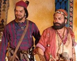 Ezel Akay... FİLMİNİ SANSÜRLEYEN TRT'YE TEPKİ!