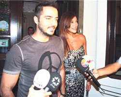 Gökhan Özen... KIZINI BIRAKIP GİDEMİYOR!