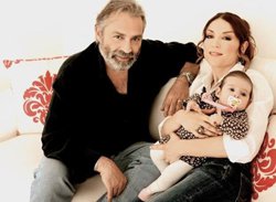 Aşkın Nur Yengi..."EVDE YEMEK YAPMAM!"