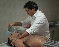 KURTLAR VADİSİ REKORLA BAŞLIYOR!